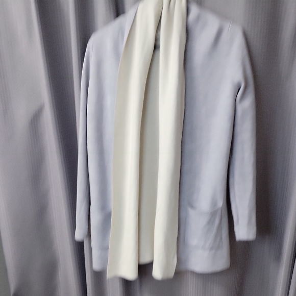 Babaton Beekman Sweater Soft and Cozy Open Cardigan Size S - Picture 2 of 8